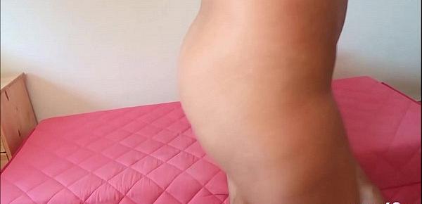 Schwester weckt Stief Bruder zum ficken auf nach Porno gucken Deutsch - German Sister